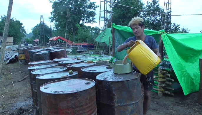 မေကြးတုိင္းအတြင္ ​ေဒသႏၱရ​ေရနံခ်က္​ဖိုဇုန္တခု​ တည္​​ေထာင္​​ေပးရန္​ ေတာင္းဆုိ
