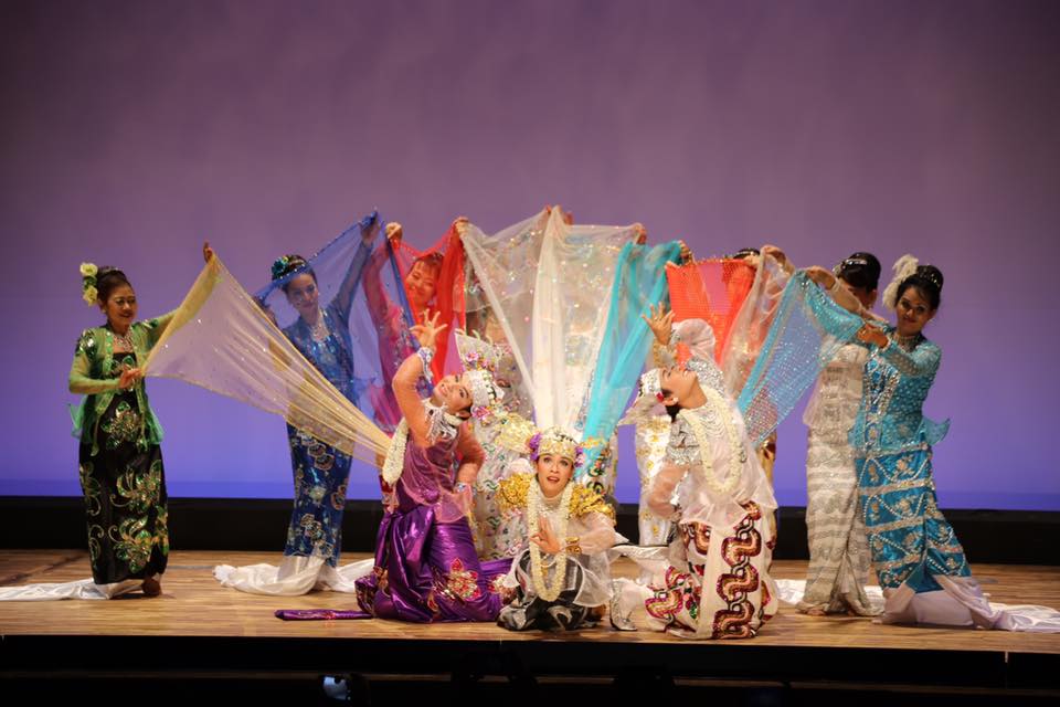 ျမန္မာ-ဂ်ပန္ခ်စ္ၾကည္ေရး ယဥ္ေက်းမႈပေဒသာကပြဲ တိုက်ဳိတြင္ က်င္းပ (ဓာတ္ပုံ)