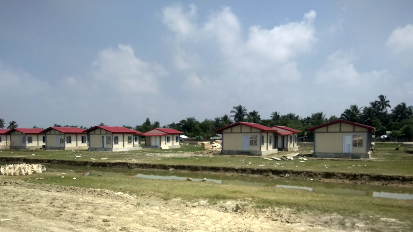 အိႏၵိယအစိုးရက ေမာင္ေတာေဒသအတြင္း ေနအိမ္ ၂၅၀ ေဆာက္လုပ္လႉဒါန္း