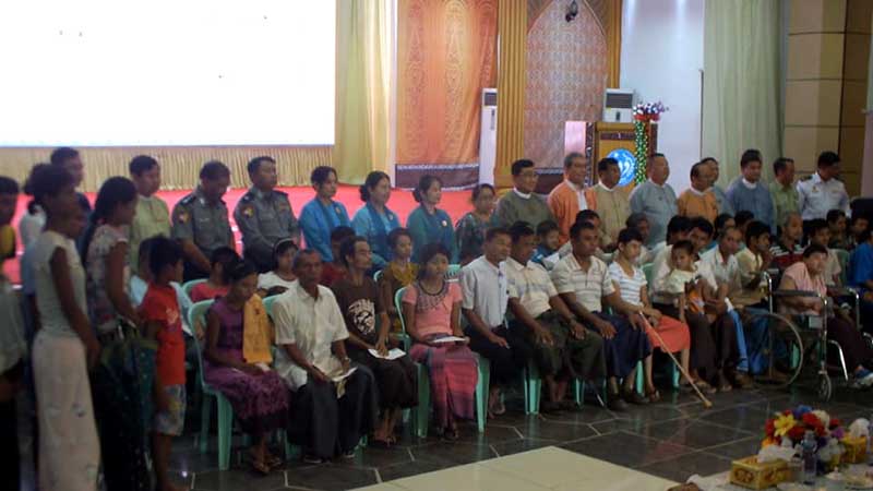 ရခုိင္က မသန္စြမ္းသူ ၉ဝဝဝ ေက်ာ္အတြက္ ေငြက်ပ္သိန္း ၂၈ဝဝ ေက်ာ္ ေထာက္ပ့ံ