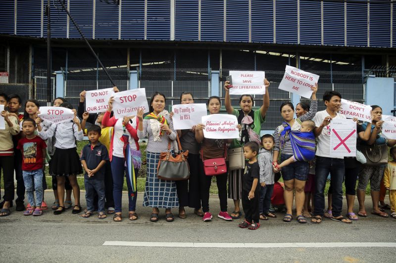 ခ်င္းဒုကၡသည္မ်ားကို ေနရပ္ျပန္ပုိ႔မည့္ကိစၥ ျပန္သုံးသပ္ရန္ ခ်င္းလူ႔အခြင့္အေရးအဖြဲ႔ ေတာင္းဆုိ