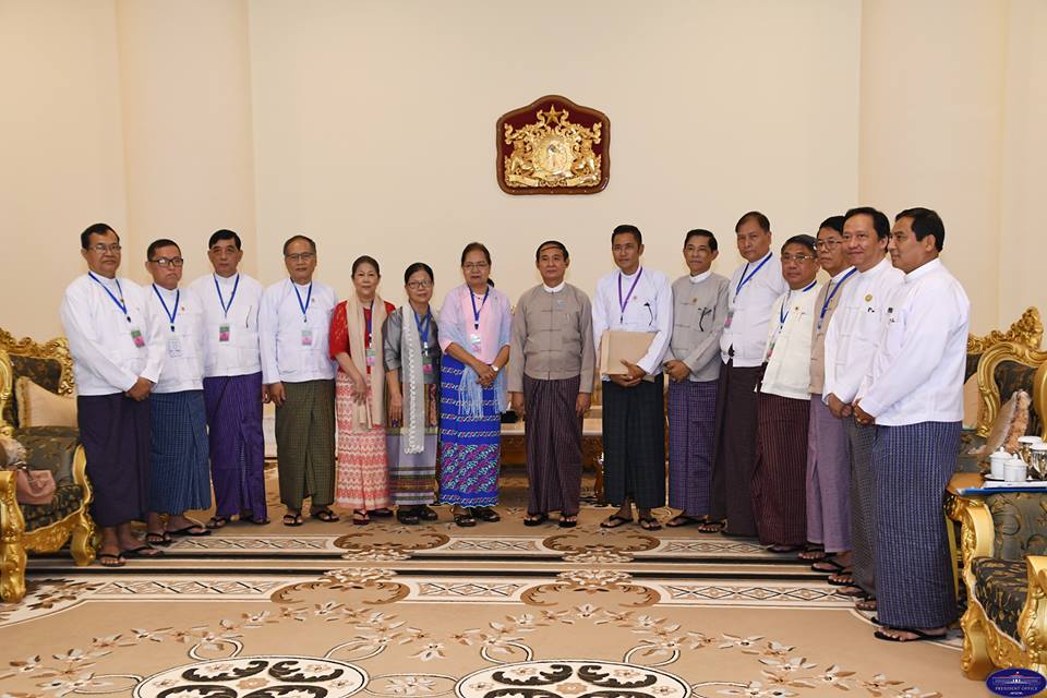 ႏိုင္ငံတကာအလႉေငြမ်ား ေႏွာင္ႀကဳိးျဖင့္ လႉဒါန္းမႈမျဖစ္ေစလိုဟု သမၼတဦး၀င္းျမင့္ေျပာ