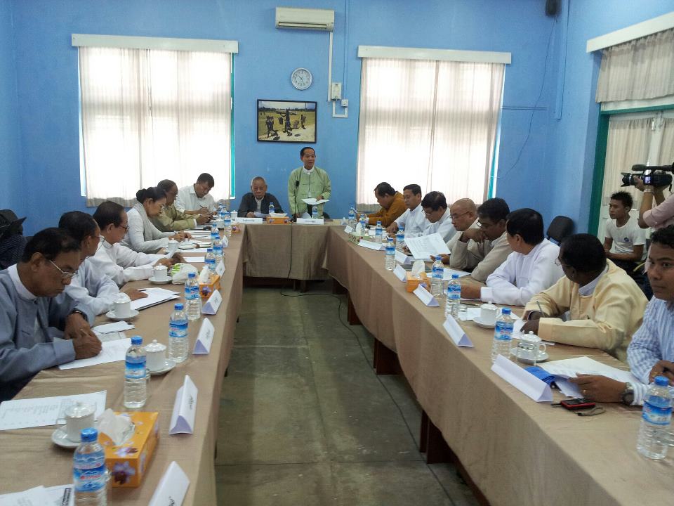 လြတ္လပ္သည့္ စုံစမ္းေရးေကာ္မ႐ွင္ျဖစ္ေရးအတြက္ ေဆြးေနြး