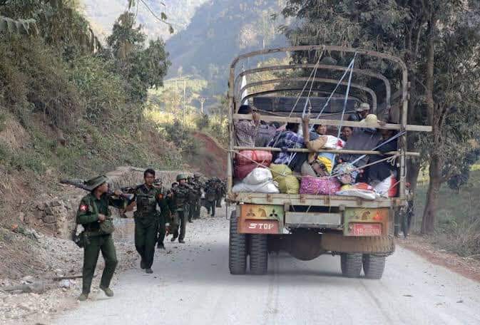ဖားေဆာင္းတြင္ တပ္မေတာ္ႏွင့္ ေကအန္ပီပီ တုိက္ပြဲျဖစ္