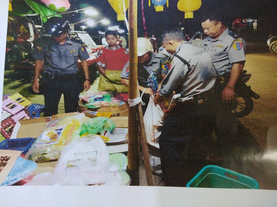 ျမစ္ႀကီးနားတြင္ ေဗ်ာက္အိုး မီး႐ႉးမီးပန္း ေရာင္းခ်သူ ၇ ဦးကို အမႈဖြင့္အေရးယူ