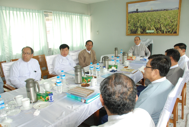 အမ်ဳိးသားစီးပြားေရးနွင့္လူမႈေရး အၾကံံေပးေကာင္စီဥကၠ႒ ဦးတင္ထြဋ္ဦးကုိ ေမးျမန္းခ်က္