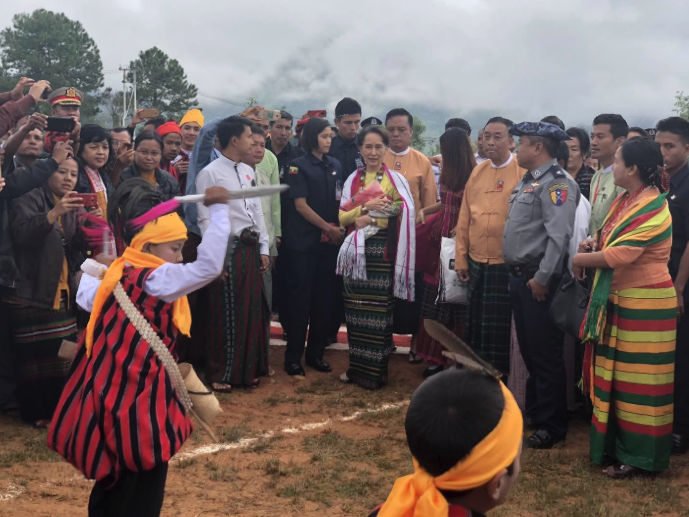 ႏိုင္ငံေတာ္၏အတိုင္ပင္ခံပုဂၢဳိလ္ ခ်င္းျပည္နယ္ ကန္ပက္လက္ၿမဳိ႕သို႔ သြားေရာက္