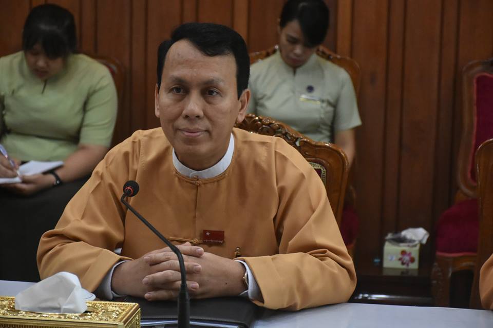 အလဲဗင္းသတင္းသမား ၃ ဦးကိစၥ သတင္းစာရွင္းလင္းပြဲလုပ္မည္ဟု ဦးၿဖိဳးမင္းသိန္းေျပာ