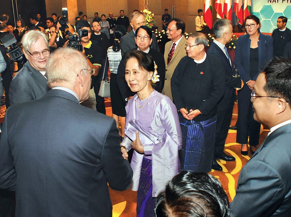 လူထု ေထာက္ခံအားေပးမႈျဖင့္ စိန္ေခၚမႈမ်ားကို ေက်ာ္လႊားမည္ဟု ေဒၚေအာင္ဆန္းစုၾကည္ေျပာ