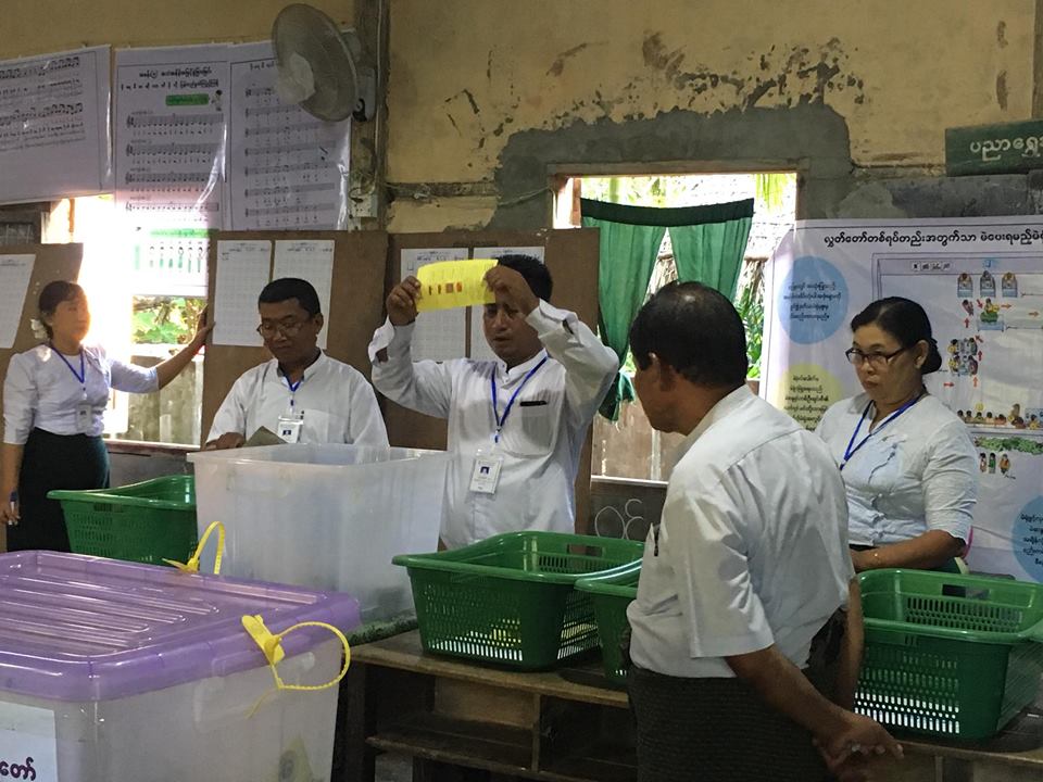 ရေသ့ေတာင္တြင္ မဲေပးခြင့္ရွိသူဦးေရ၏ ထက္၀က္ခန္႔ မဲေပးခဲ့