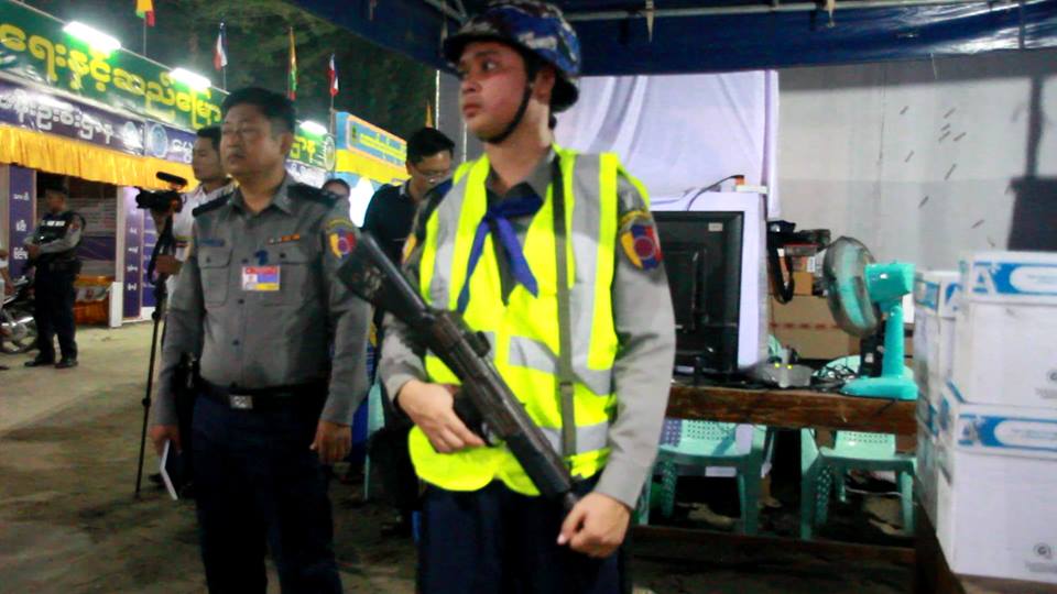ကရင္ျပည္နယ္ေန႔ပဲြေတာ္အတြက္ စီစီတီဗီြကင္မရာမ်ားတပ္ဆင္ၿပီး လုံၿခဳံေရးတိုးျမႇင့္
