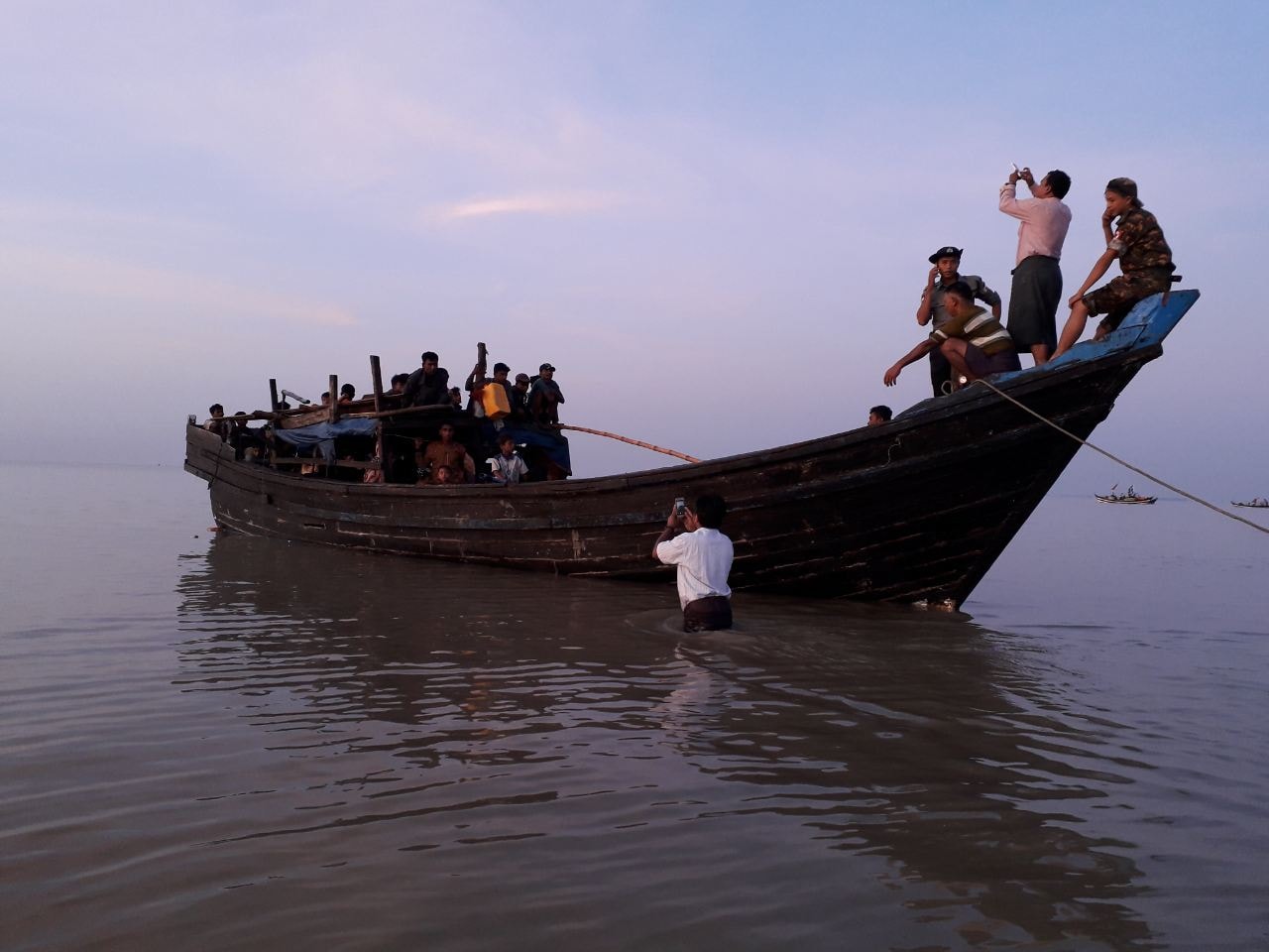 ေက်ာက္တန္းေရာက္ ဘဂၤါလီ ၁၀၆ ဦးကို ယေန႔ ျပန္လည္ပို႔ေဆာင္မည္