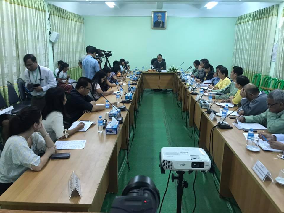 စီးပြားေရးလုပ္ပိုင္ခြင့္ပါမစ္မ်ား ျမန္ျမန္ဆန္ဆန္ခ်ေပးရန္ ၀န္ႀကီးဌာနအသစ္က လုပ္ေဆာင္မည္