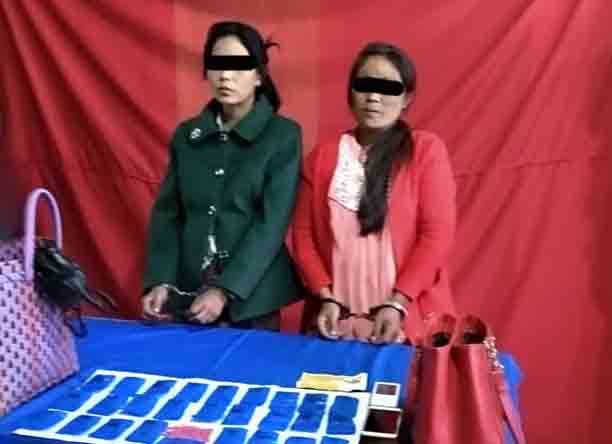 မံုရြာတြင္ မူလြန္ေက်ာင္းအုပ္ဆရာမထံက စိတ္ႂကြေဆးျပား ၅၀၀၀ေက်ာ္ ဖမ္းဆီးရမိ