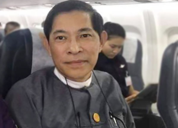 သမၼတ႐ံုးဝန္ႀကီးႏွင့္ ရခိုင္ျပည္နယ္ တရားသူႀကီး ခန္႔အပ္