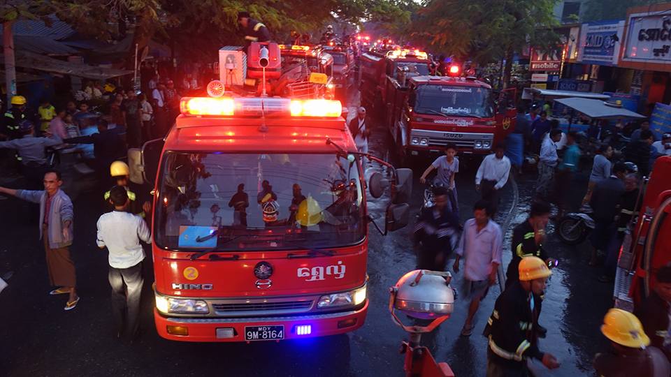 ေအာင္​​ေျမသာစံၿမိဳ႕နယ္​တြင္ ေနအိမ္ ၉ လံုးမီးေလာင္
