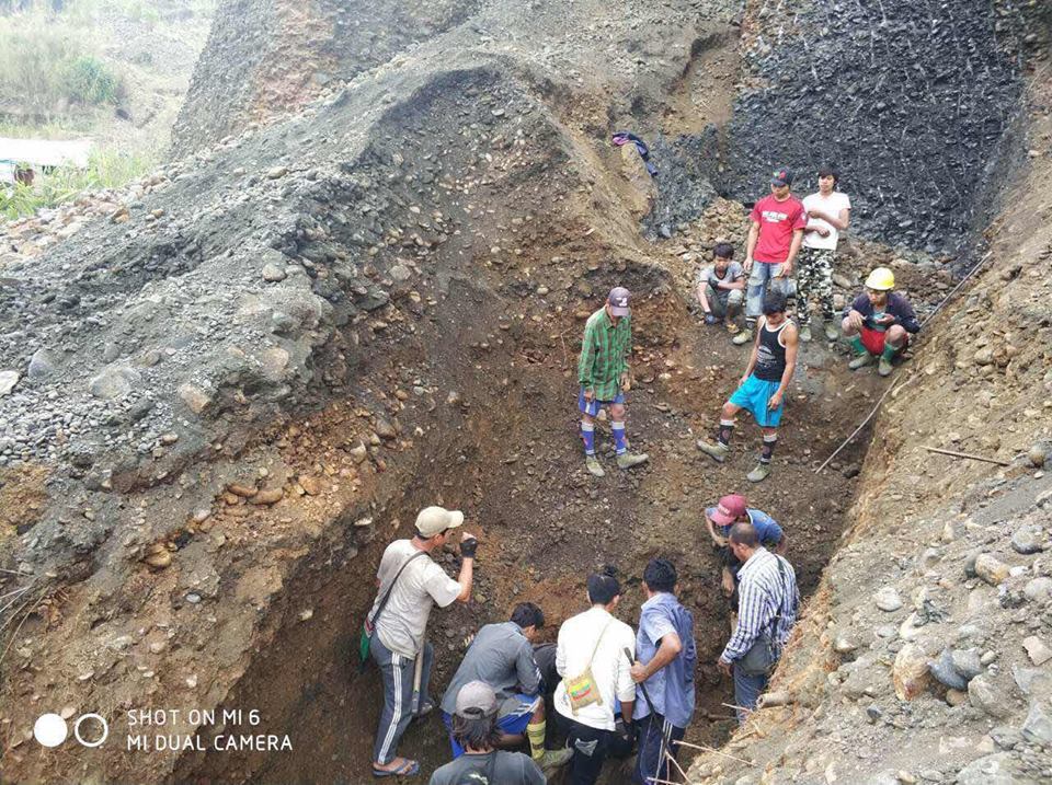 ဖားကန္႔တြင္ ေျမစာပံုေဟာင္းၿပိဳ၍ ေက်ာက္တူးသူ ၁ ဦးေသ၊ ၃ ဦး ဒဏ္ရာရ
