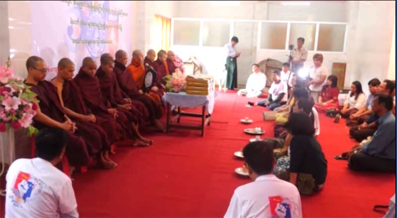ကြယ္လြန္သြားသည့္ ABSDF ရဲေဘာ္မ်ားအတြက္ ေရစက္ခ်အမွ်ေ၀