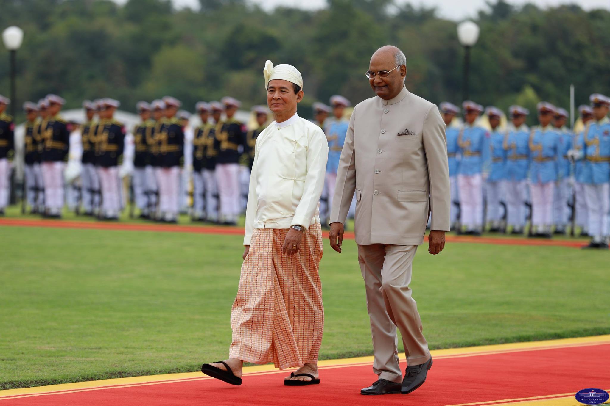 အိႏိၵယသမၼတကို ေနျပည္ေတာ္တြင္ ဂုဏ္ျပဳတပ္ဖြဲ႔ျဖင့္ႀကဳိဆုိ