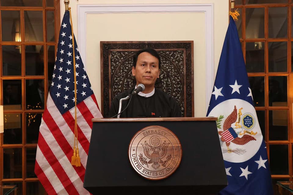 ဒီမုိကေရစီေရးအတြက္ ကူညီခဲ့သည့္ အေမရိကန္ကုိ ေက်းဇူးတင္ေၾကာင္း ဦးၿဖိဳးမင္းသိန္းေျပာ