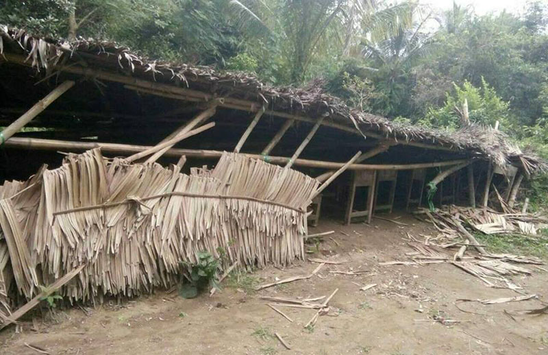 အမာၿမိဳ႕က မူလတန္းေက်ာင္း စာသင္​ၾကား​ေနစဥ္​ ​​ၿပိဳက်