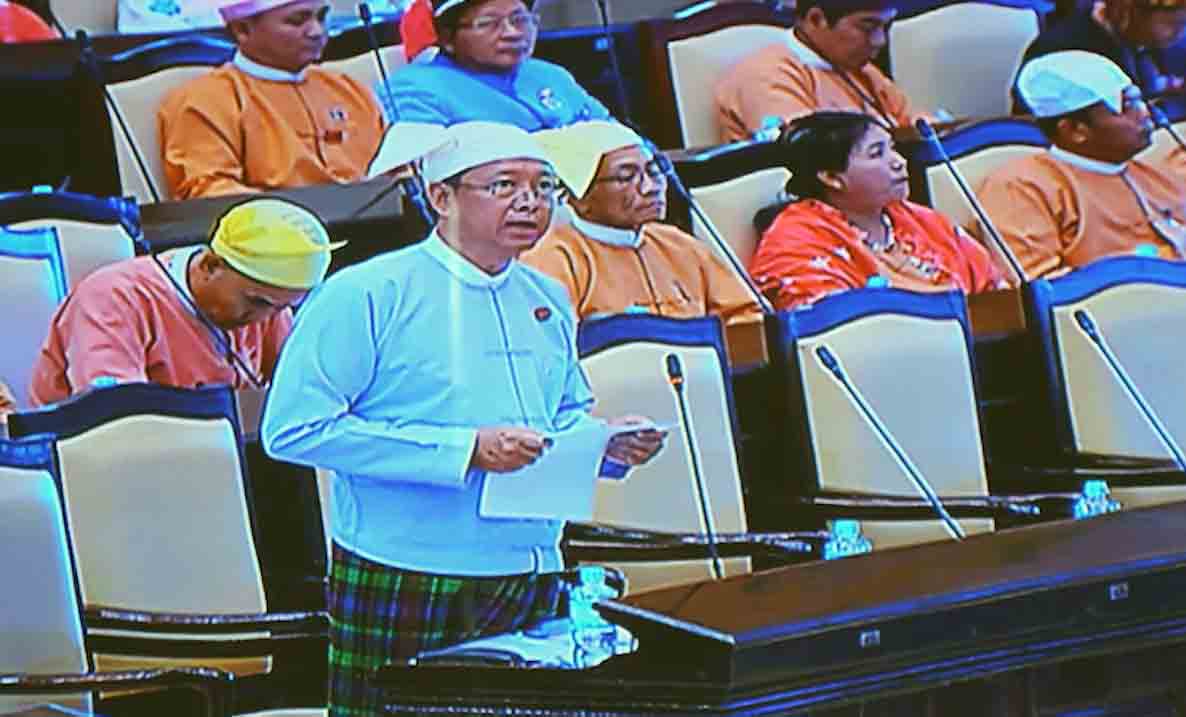 ၁၀ တန္း ေအာင္ခ်က္ေကာင္းေစရန္ IT Device မ်ားပံ့ပိုးေပးမည္