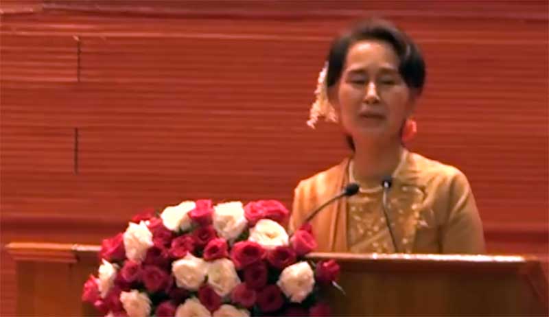 ေဆးလိပ္ႏွင့္ အရက္ဖိုးကုန္မည့္ပိုက္ဆံျဖင့္ စာအုပ္ေကာင္း၀ယ္ယူဖတ္႐ႈရန္ တိုက္တြန္း