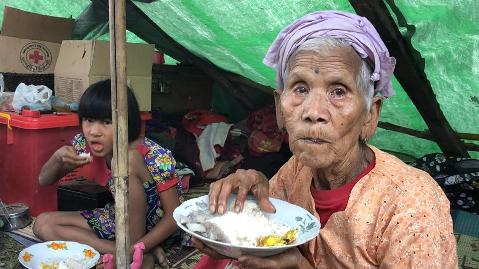 ပုဏၰားကၽြန္း အထက္ျမတ္လွဲရြာသို႔ စစ္ေဘးေရွာင္ ၂၀၀ ေက်ာ္ ေရာက္ရွိ