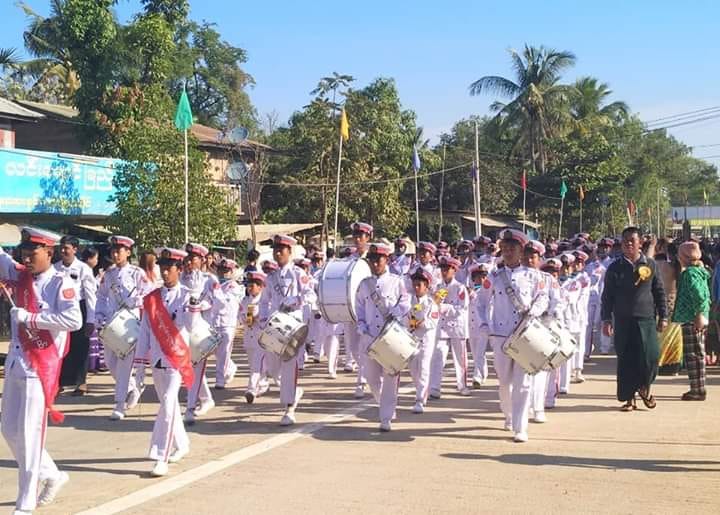 မင္​းဘူးၿမိဳ႕ နဂါးပြတ္​​ေတာင္​ ကိုယ္​ထူကိုယ္ထ ကြန္​ကရစ္​လမ္​း လြတ္​လပ္​​ေရး​ေန႔တြင္ ဖြင္​့လွစ္​