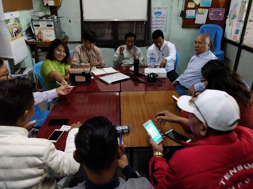 ရတနာပုံတကၠသုိလ္ပါေမာကၡႏွင့္ မႏၲေလးသတင္းသမားမ်ား အျငင္းပြားမႈ စစ္ေဆး