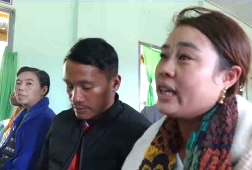 “အ႐ိုးျပာေလး ကယားကုိ ယူျပန္ခ်င္တယ္” က်ဆံုးသြားသည့္ ရဲတပ္သား၏ အစ္မျဖစ္သူေျပာၾကားခ်က္ (႐ုပ္သံ)