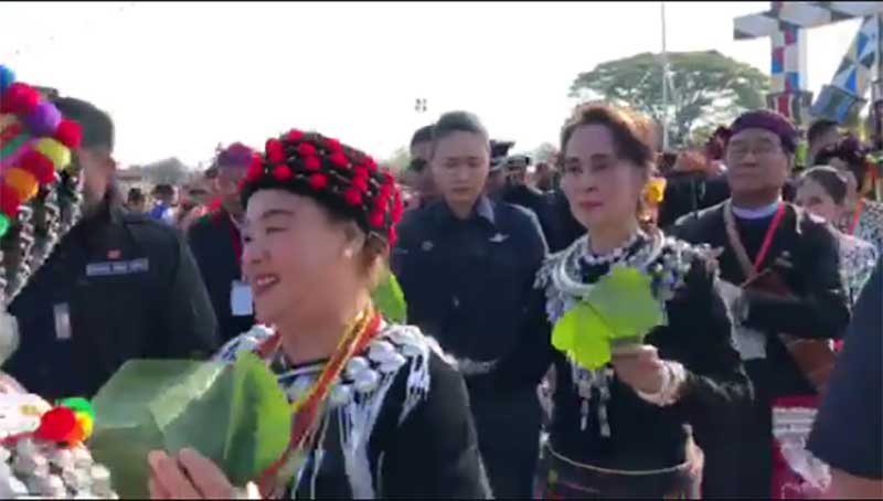 ႏုိင္​ငံ​ေတာ္​အတိုင္​ပင္​ခံပုဂၢိဳလ္၏ မေနာအက (႐ုပ္သံ)