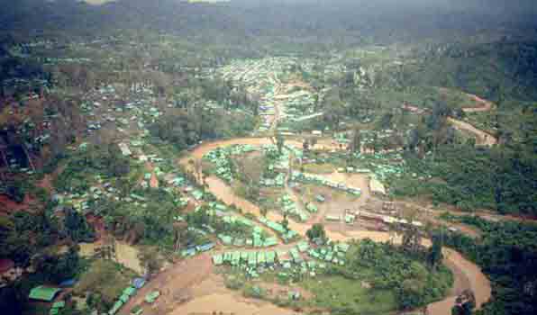 ဖားကန္႔တြင္ အလုပ္သမားအေရးေဆာင္ရြက္သူ အမ်ိဳးသမီးတဦးအား လက္နက္ကိုင္အဖြဲ႔က ဖမ္းဆီး