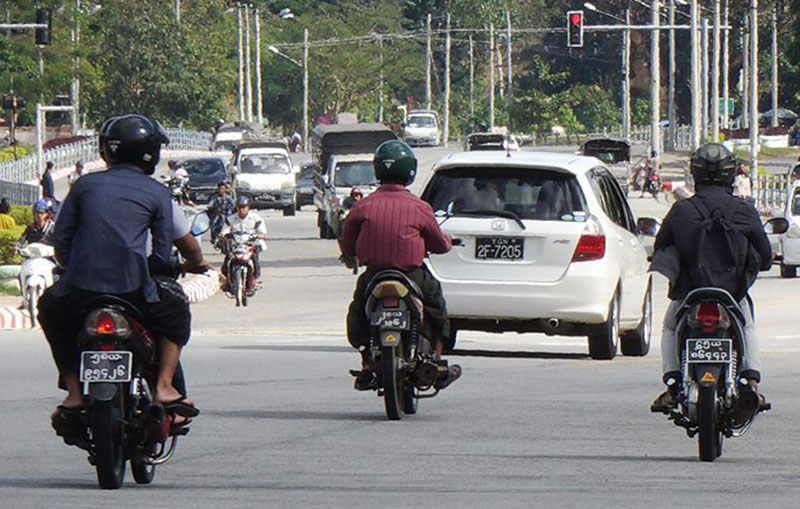 ေထာ္လာဂ်ီ၊ သံုးဘီးႏွင့္ ေမာ္ေတာ္ဆုိင္ကယ္ နံပါတ္ျပားမ်ား အဂၤလိပ္အကၡရာ ေျပာင္းမည္