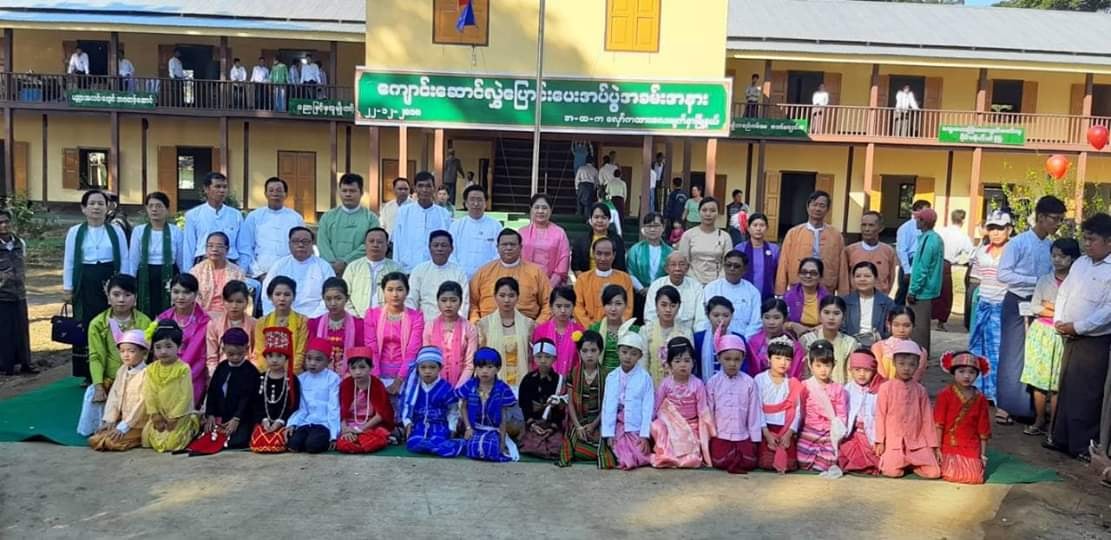 ဆရာ ဆရာမမ်ားကို ေစာ္ကားေျပာဆိုခဲ့သည့္ ေလးမ်က္ႏွာ ၿမိဳ႕နယ္အုပ္ခ်ဳပ္ေရးမႉး အေရးယူခံရ