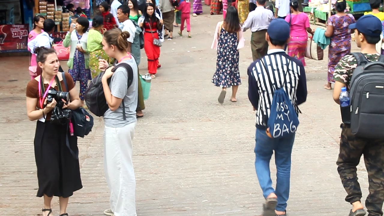 ကမာၻလွည့္ခရီးသြားမ်ားထံက က်ိဳက္ထီး႐ုိး ဇုန္၀င္ေၾကး က်ပ္သိန္း ၁၀,၀၀၀ ေက်ာ္ရ