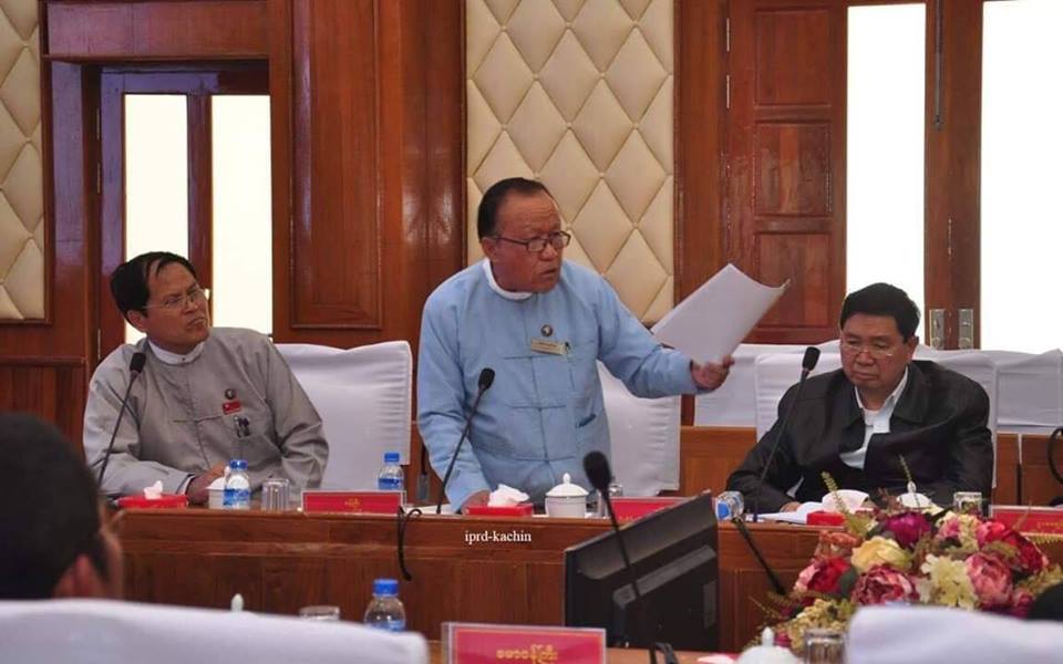 ကခ်င္ျပည္နယ္အစိုးရအဖြဲ႔၏ ဝန္ႀကီး ၃ ဦးကို ႏုတ္ထြက္စာတင္ခိုင္း