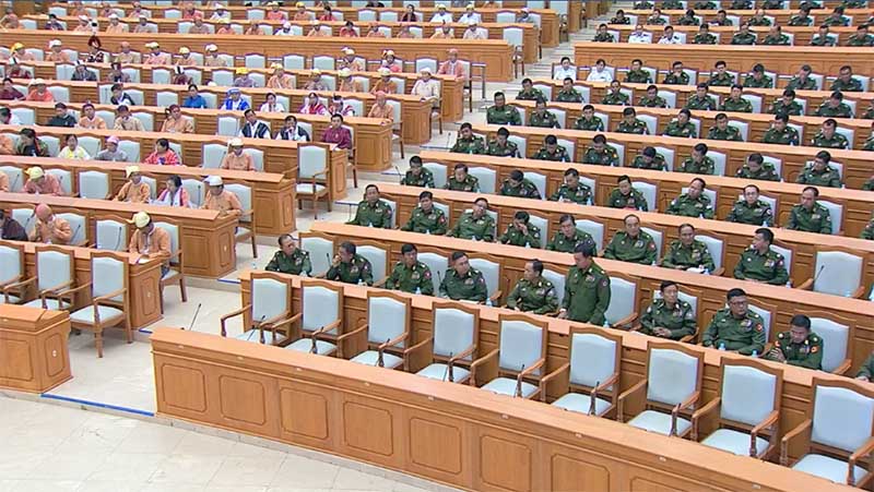 ဖြဲ႔စည္းပုံျပင္ေရး အေရးႀကီးအဆုိ လုပ္ထုံးလုပ္နည္း လြဲမွားေနဟု တပ္မေတာ္သားကုိယ္စားလွယ္ ေျပာ