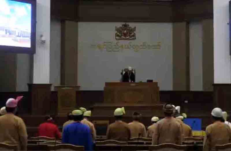 ကခ်င္ျပည္နယ္အစိုးရ ဝန္ႀကီး ၃ ဦး အစားထိုးခန္႔အပ္၊ ၁ ဦးကို ေျပာင္းလဲတာဝန္ေပး
