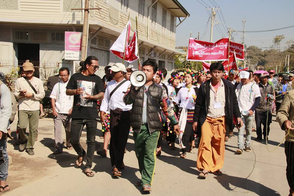 ဗိုလ္​ခ်ဳပ္​​ေၾကး႐ုပ္​​ေထာက္​ခံဆႏၵျပပြဲ ဦး​ေဆာင္​သူ ၅ ဦးကို ၿငိမ္​းစုစီ ဥပေဒျဖင့္တရားစြဲ