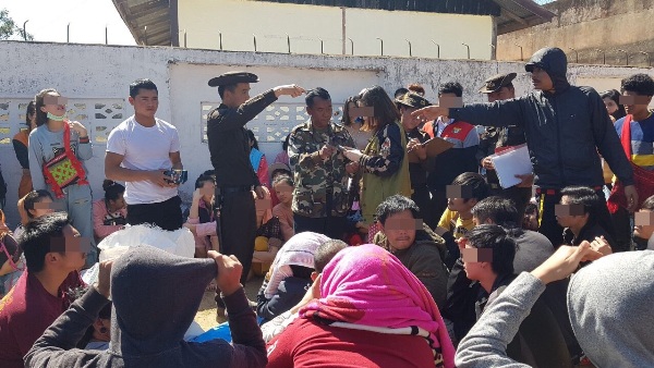 မိုင္းဆတ္တြင္ ဖမ္းမိသည့္ ထိုင္းႏိုင္ငံသား ၈၀ ေက်ာ္ထဲ မူးယစ္၀ရမ္းေျပး ၉ ဦး ပါ၀င္