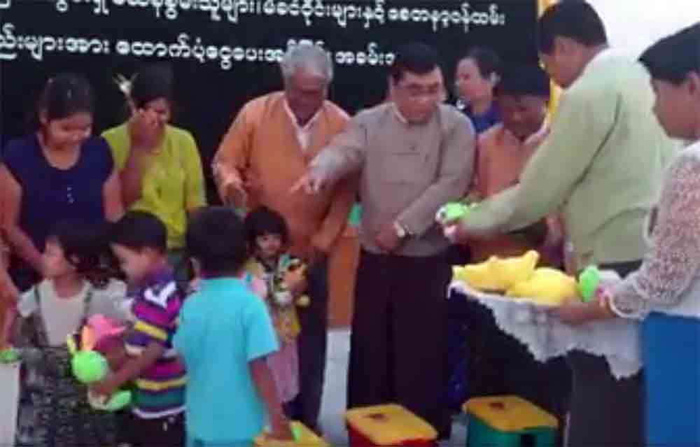 မသန္စြမ္းအမ်ိဳးအစားလိုက္ အသက္ေမြး၀မ္းေက်ာင္းပညာသင္ႏုိင္ေရး လုပ္ေနဟု ၀န္ႀကီးေျပာ