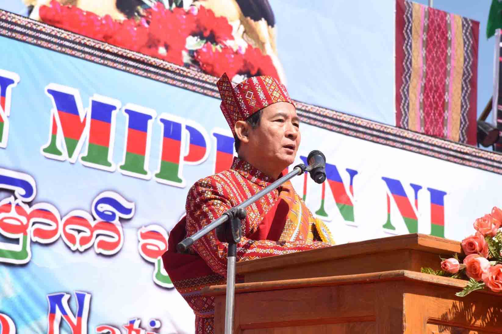 ခ်င္းတိုင္းရင္းသားမ်ား ဒီမိုကေရစီ အသီးအပြင့္ကို ခံစားလာရၿပီဟု သမၼတေျပာ