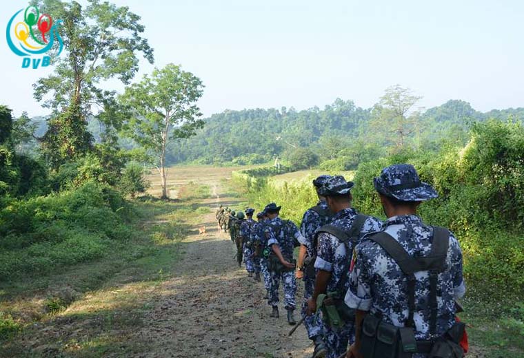 ထိန္းသိမ္းခံထားရသည့္ ျမန္မာရဲတပ္သားကို အျမန္လႊဲေပးရန္ ဘဂၤလားေဒ့ရွ္ထံ ေတာင္းဆို