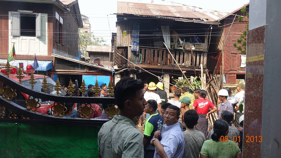 မႏၱ​ေလး မဟာ​ေအာင္​​ေျမၿမိဳ႕နယ္တြင္ ေနအိမ္​ ၁ လံုးမီး​ေလာင္​