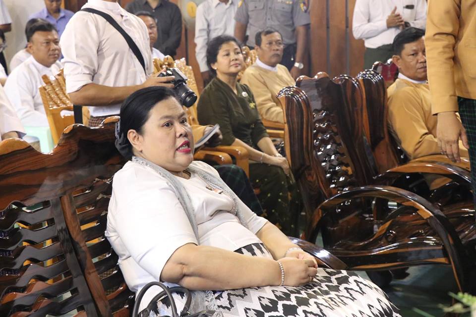တနသၤာရီတိုင္းဝန္ႀကီးခ်ဳပ္ ေဒါက္တာလဲ့လဲ့ေမာ္ကို တာဝန္ကရပ္စဲ