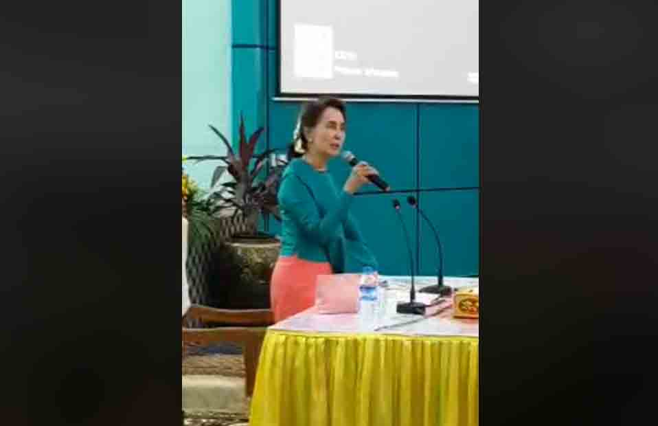 ႏိုင္ငံသူႏိုင္ငံသားတုိင္း တန္းတူညီတူ အခြင့္အေရးရွိရမည္ဟု အတိုင္ပင္ခံပုဂၢိဳလ္ေျပာ