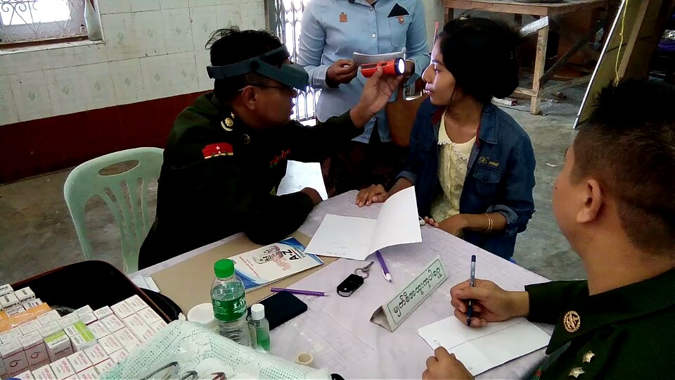 ဝမ္းတြင္းတြင္ လူနာ ၁၂၀၀ ေက်ာ္ကုိ မိတီၳလာတပ္မေတာ္ေဆး႐ုံက အခမဲ့ကုသေပး