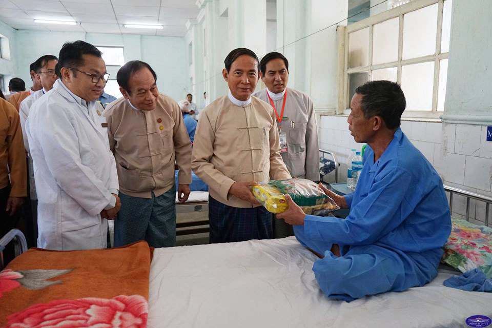 တရားစီရင္ေရးတြင္ အသားအေရာင္၊ ဘာသာတရား မခြဲျခားရန္ သမၼတ တုိက္တြန္း