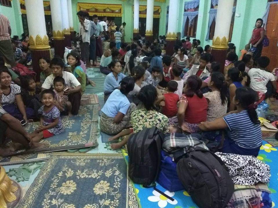 ရခိုင္ျပည္နယ္ ေက်းရြာအခ်ဳိ႕မွ ေဒသခံ ၂၀၀၀ ေက်ာ္ ထြက္ေျပးတိမ္းေရွာင္